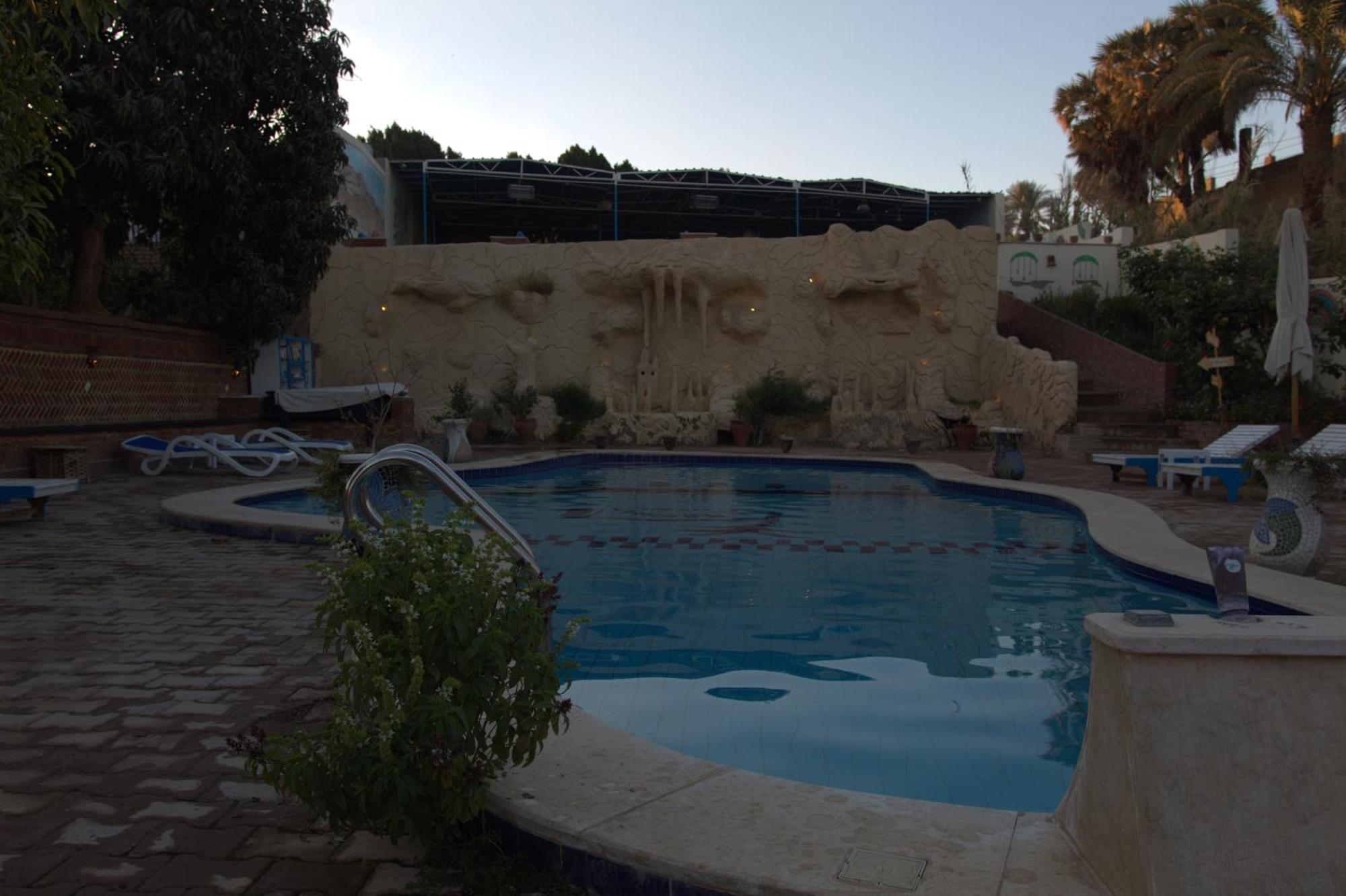 Al Baeirat Hotel Luxor Eksteriør bilde